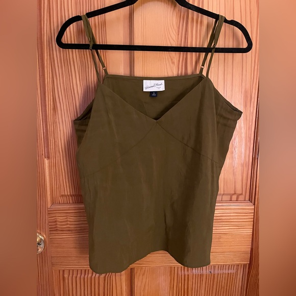 Universal Thread Olive Green Camisole Blouse - Picture 7 of 10